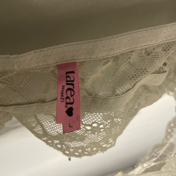 Bralette - Picture 2 of 2